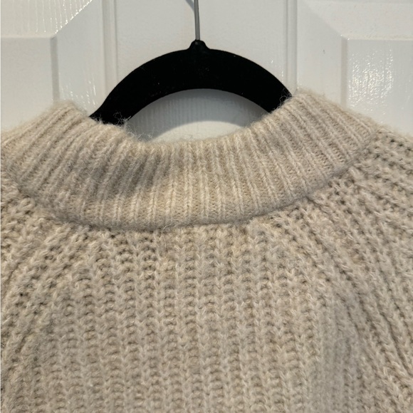 Universal Thread Ivory Sand Cable Crew Neck Sweater Size XL - Picture 4 of 11